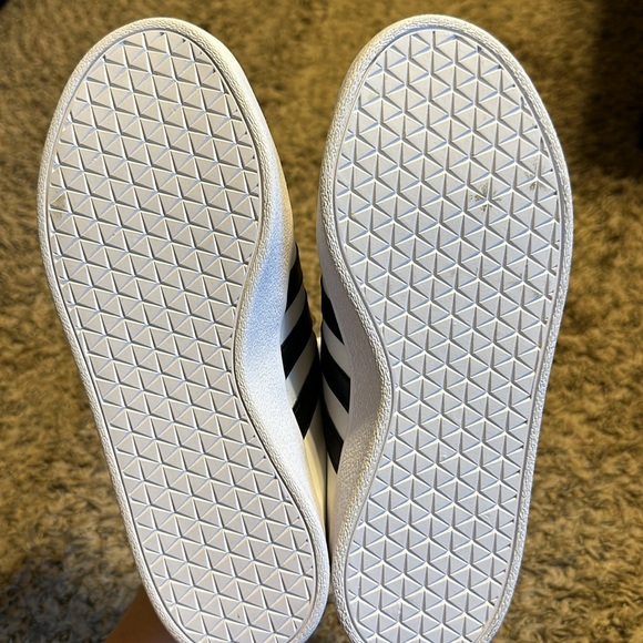 Brand new VL COURT ADIDAS 2.0 - Picture 5 of 6